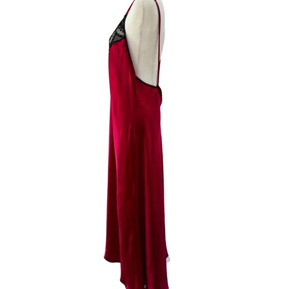Vintage Vanity Fair Nightgown black Lace and Shiny red Satin USA Slip Gown large - Picture 7 of 8